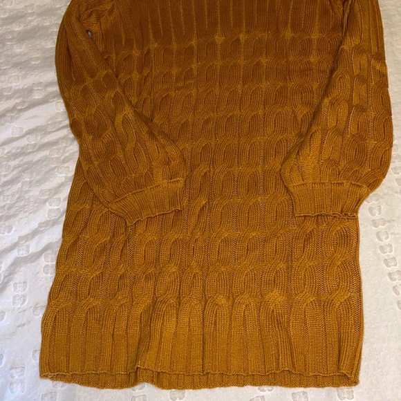 VICI Turtleneck Sweater Dress. Size Small. Unworn. - Picture 2 of 2